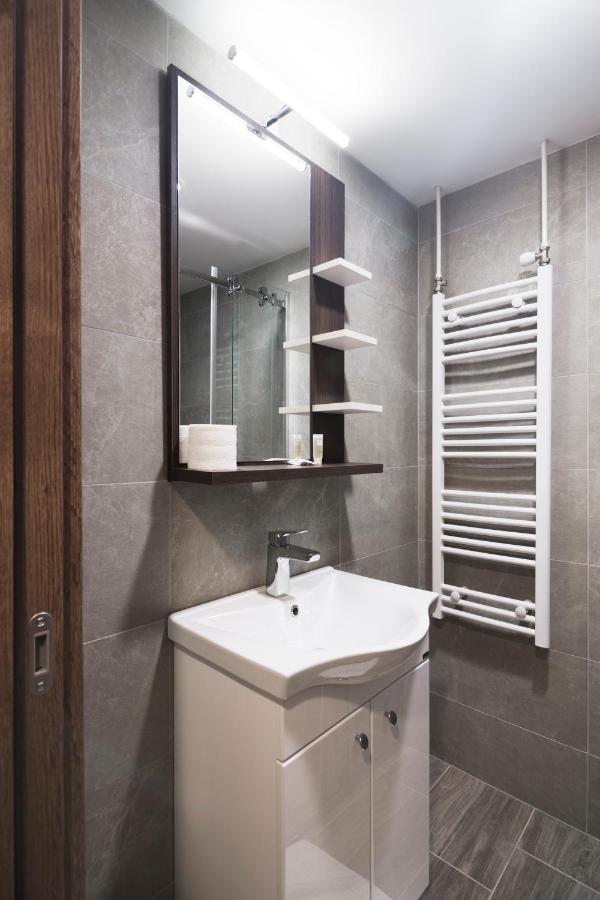 Senta Hotel Royal מראה חיצוני תמונה