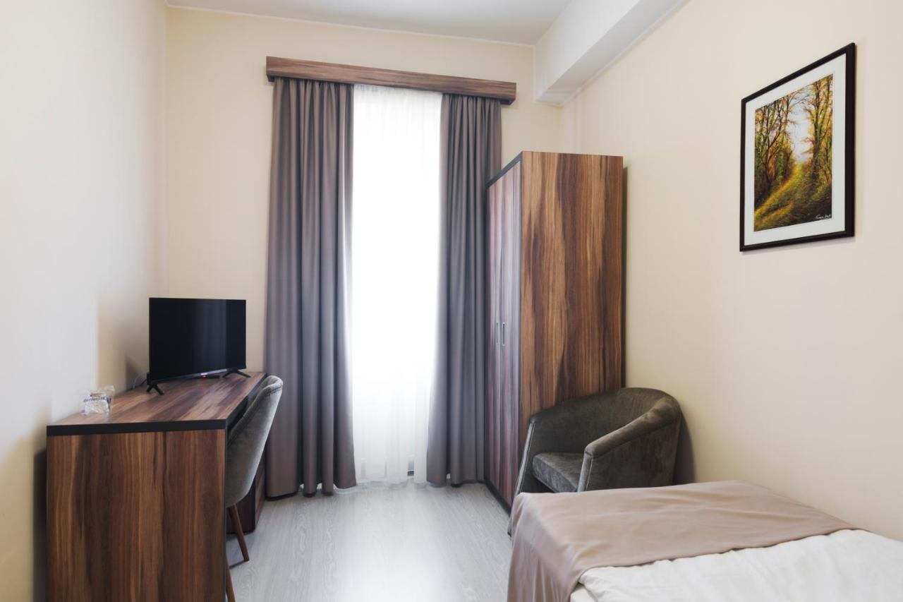 Senta Hotel Royal מראה חיצוני תמונה
