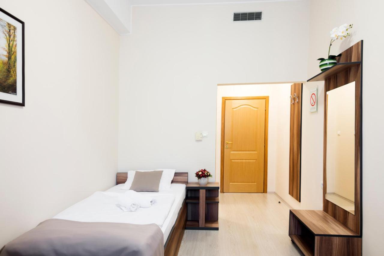 Senta Hotel Royal מראה חיצוני תמונה